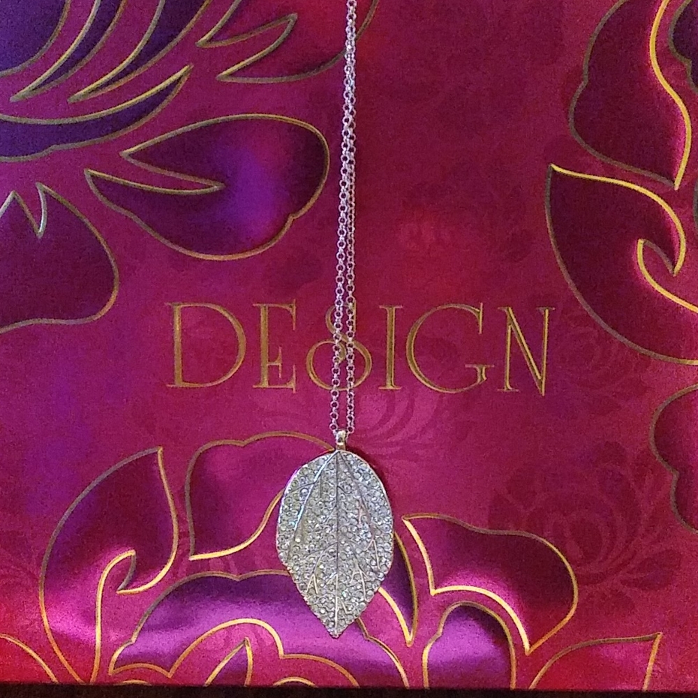 Leaf necklace
